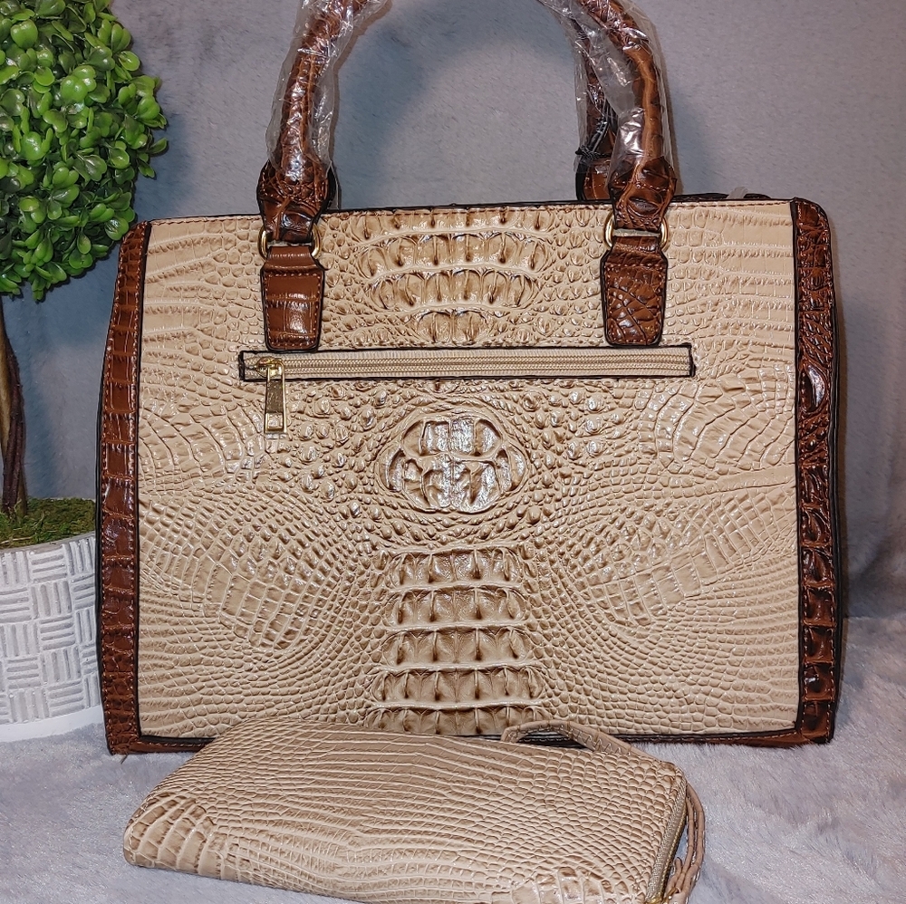Crocodile Print Set - Picture 2 of 3